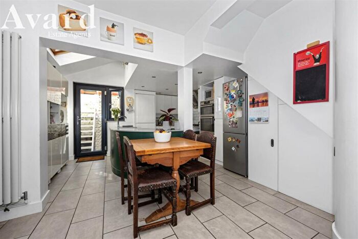 3 Bedroom Terraced House For Sale In Princes Road, Brighton, BN2