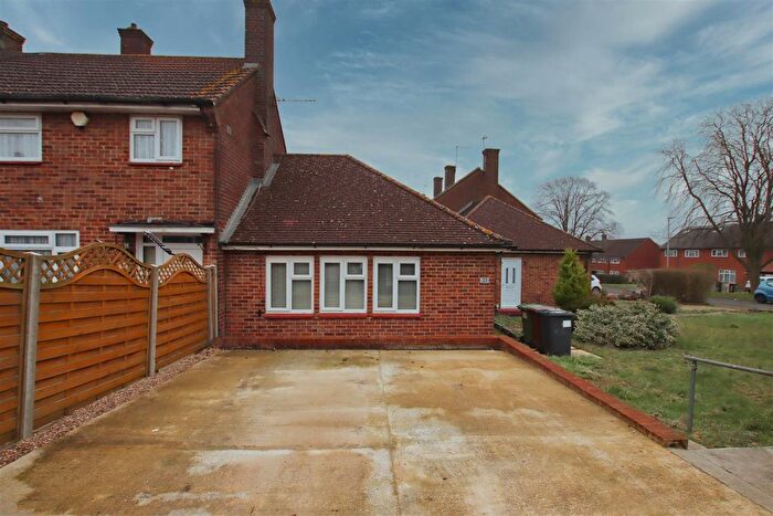 1 Bedroom Flat To Rent In Burghley Avenue, Borehamwood, WD6