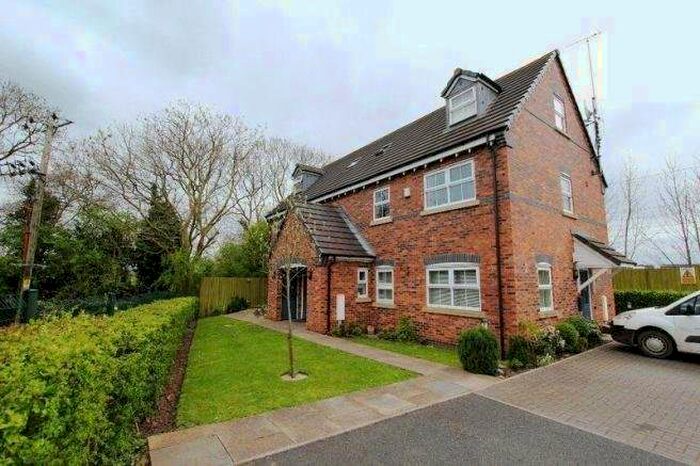 2 Bedroom Apartment To Rent In The Crossings, Stone, Staffordshire, ST15