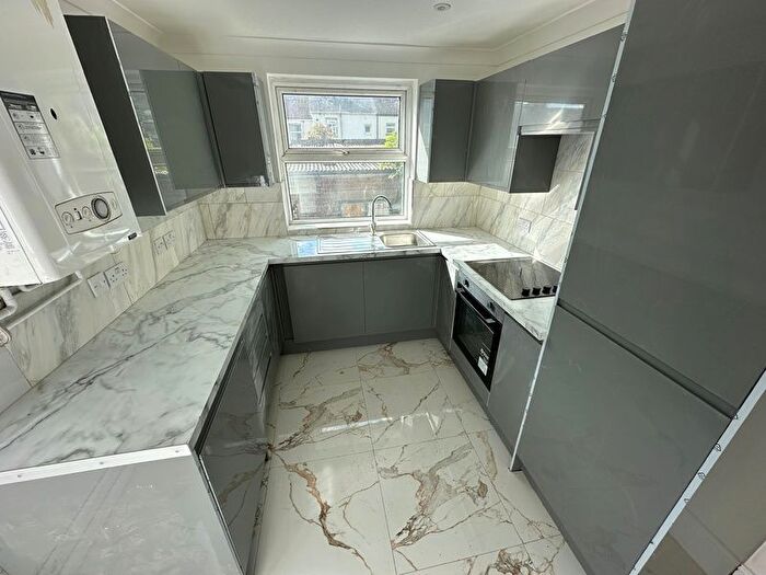 6 Bedroom Terraced House To Rent In Lisvane Street, Catheys, Cardiff, CF24