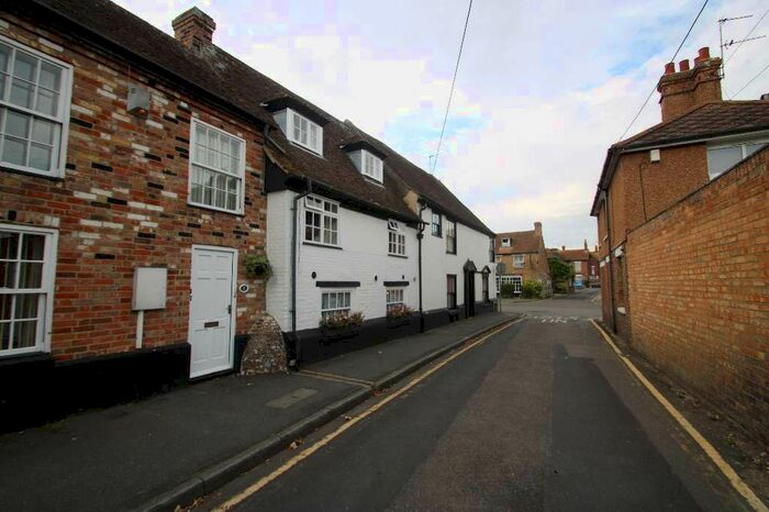 3 Bedroom Terraced House To Rent In Victoria Street, New Romney TN28