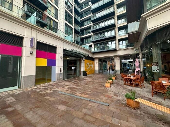 2 Bedroom Flat To Rent In Belgravia House, Dickens Yard, Longfield Avenue, W5