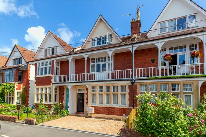 6 Bedroom Terraced House To Rent In Downs Park East, Westbury Park, Bristol, BS6