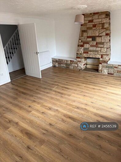 3 Bedroom Terraced House To Rent In Coldham Grove, Enfield, EN3