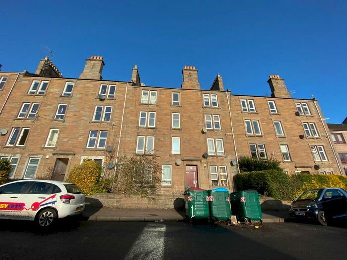 2 Bedroom Flat To Rent In Scott Street, Dundee DD2