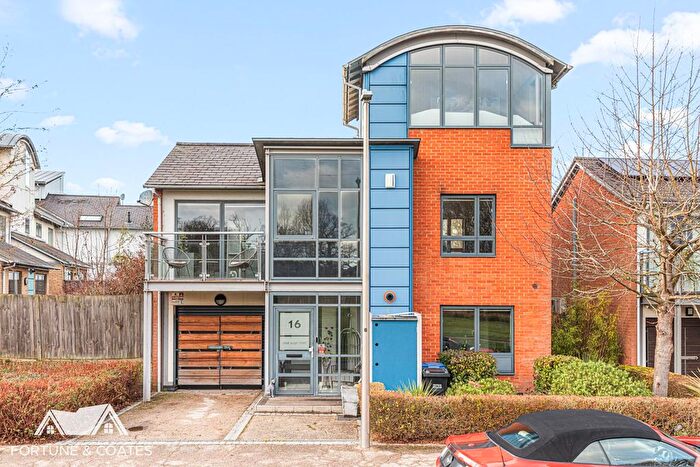 4 Bedroom Detached House For Sale In Great Auger Street, Newhall, Harlow, CM17