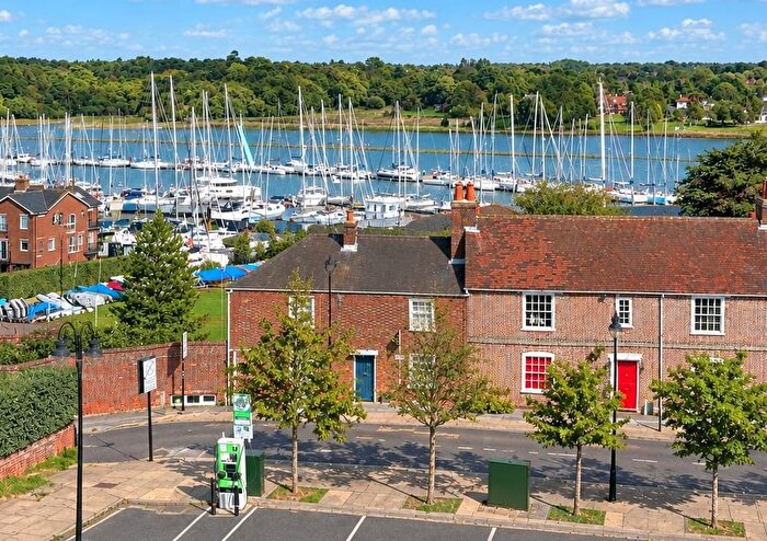 2 Bedroom Property For Sale In Satchell Lane, Hamble, Southampton, SO31