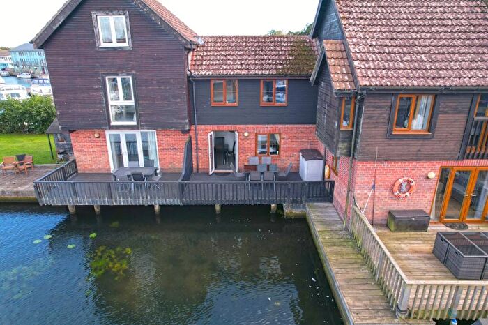 2 Bedroom Town House For Sale In Peninsula Cottages, Staitheway Road, Wroxham, NR12