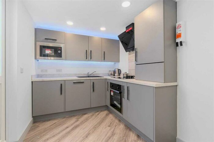 2 Bedroom Apartment To Rent In Waterloo Street, Plymouth, PL4