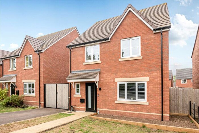 4 Bedroom Detached House For Sale In Ashton Crescent, Pamington, Tewkesbury, GL20