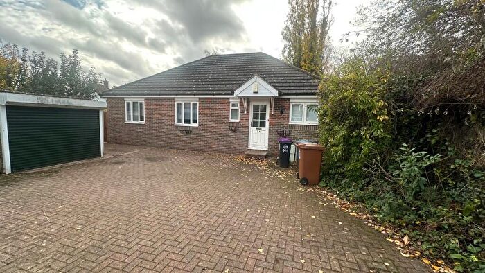 3 Bedroom Detached Bungalow To Rent In Rhodes Avenue, Bishop's Stortford, Hertfordshire, CM23