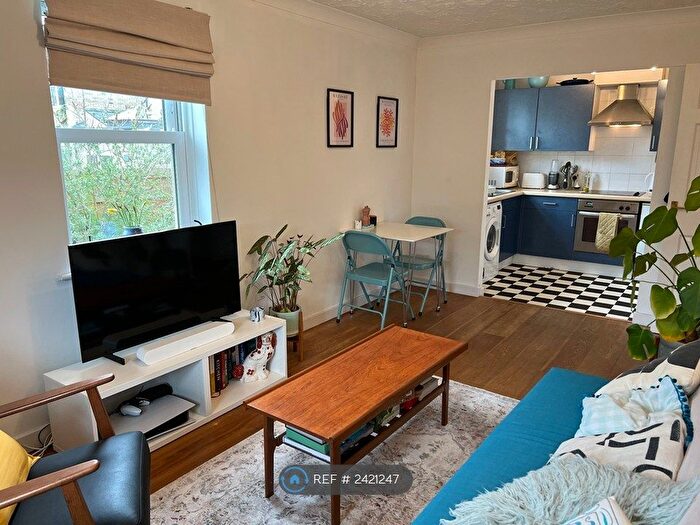 1 Bedroom Flat To Rent In York Terrace, Cambridge, CB1