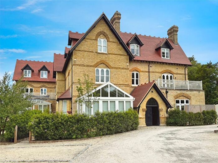 2 Bedroom Flat For Sale In Broadwater Down, Tunbridge Wells, Kent, TN2
