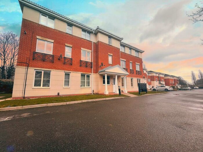 1 Bedroom Flat To Rent In Princes Gate, West Bromwich, B70