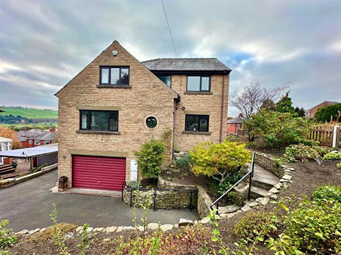 4 Bedroom Detached House For Sale In Pye Nest Road, Pye Nest Halifax, HX2