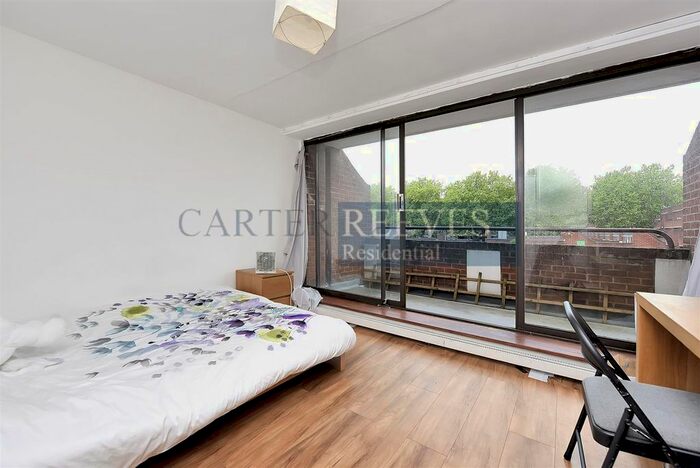 4 Bedroom Flat To Rent In Polygon Road, Camden, London, NW1