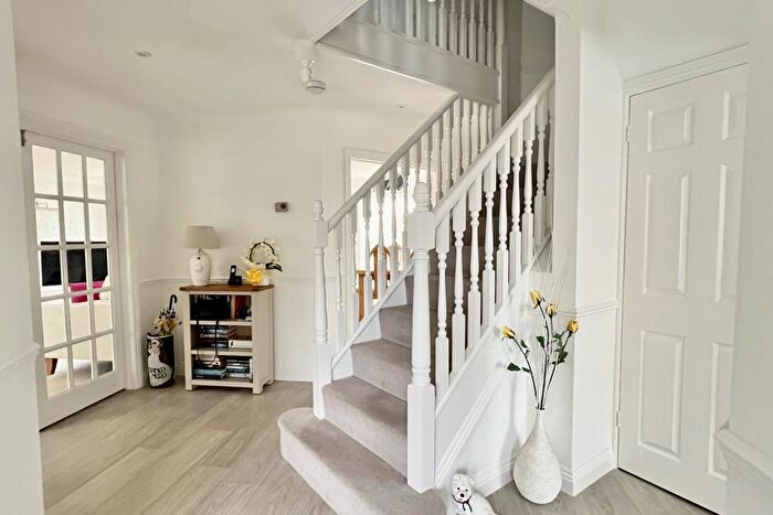 4 Bedroom Detached House For Sale In St Ives, BH24