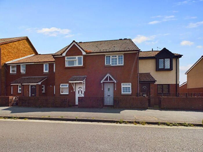 2 Bedroom Terraced House To Rent In Greetham Street, Portsmouth, PO5