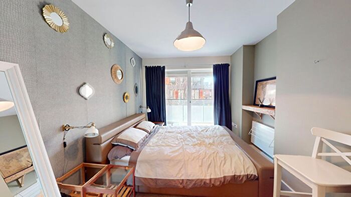 1 Bedroom Flat For Sale In Peartree Way, London, SE10
