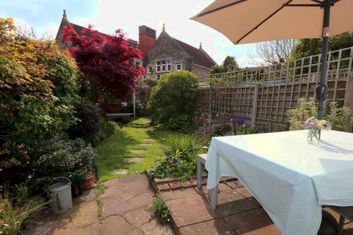 2 Bedroom House To Rent In Clevedon Road, Bristol, BS7