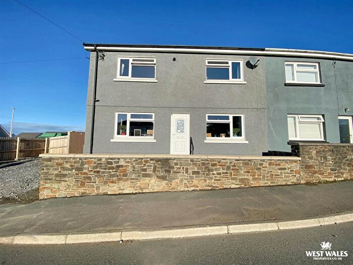 3 Bedroom Semi-detached House For Sale In Spring Gardens, Whitland, SA34