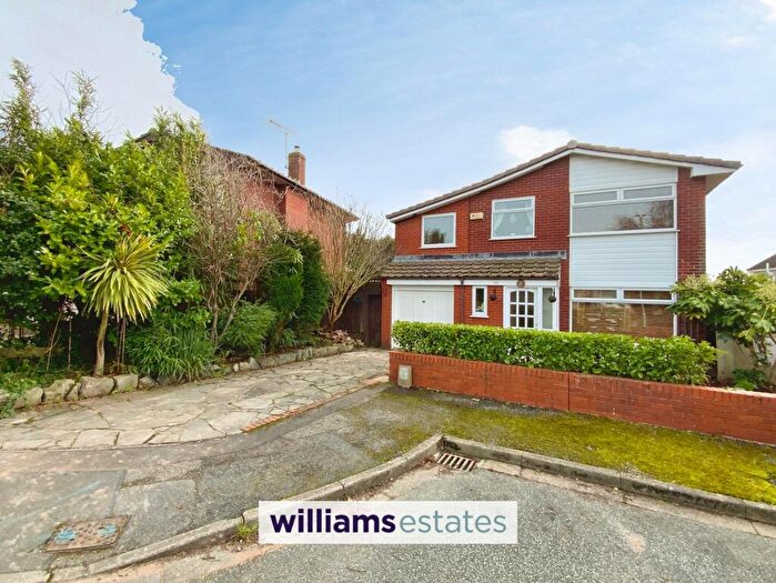 5 Bedroom Detached House For Sale In Tower Court, Rhyl, LL18