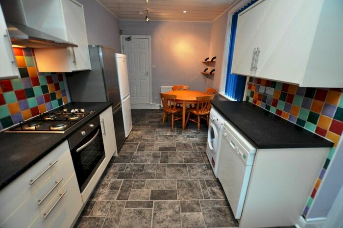 7 Bedroom Terraced House To Rent In Sunbury Avenue, Jesmond, Newcastle Upon Tyne, NE2