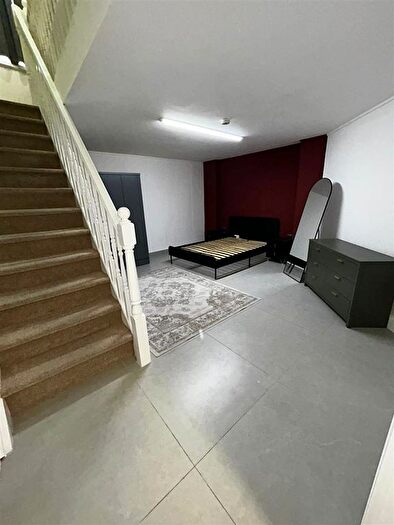 1 Bedroom Flat To Rent In Royal College Street, London, NW1