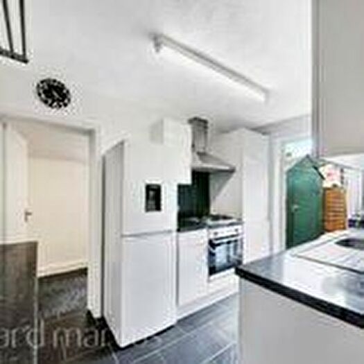 2 Bedroom Flat To Rent In Willoughby Road, Crouch End, N8