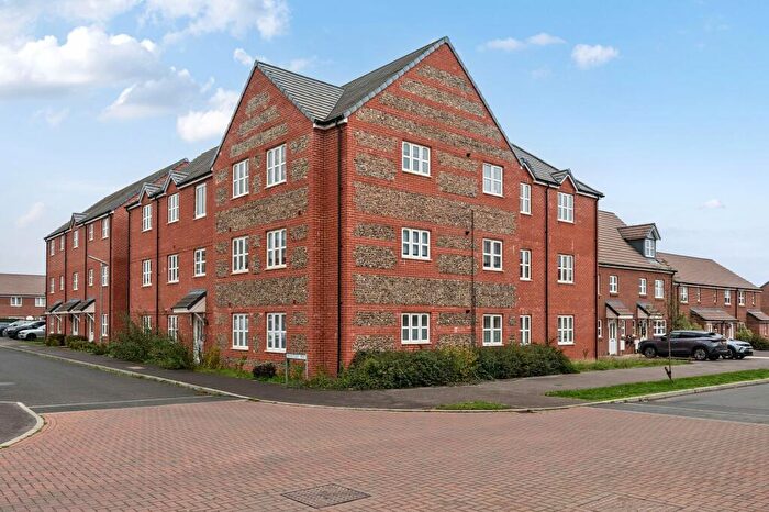 2 Bedroom Apartment For Sale In Whatley Way, Salisbury, SP2