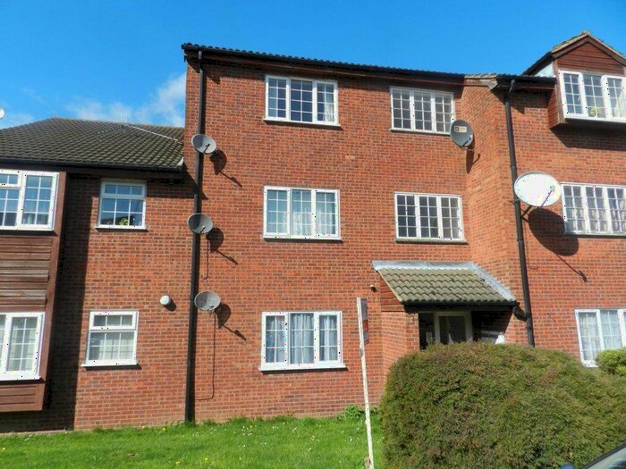 1 Bedroom Flat To Rent In Stefen Hill, NN11