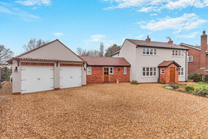 4 Bedroom Detached House For Sale In School Lane Dunston, Staffordshire, ST18