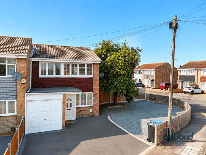 3 Bedroom End Of Terrace House For Sale In Coronation Avenue, East Tilbury, RM18
