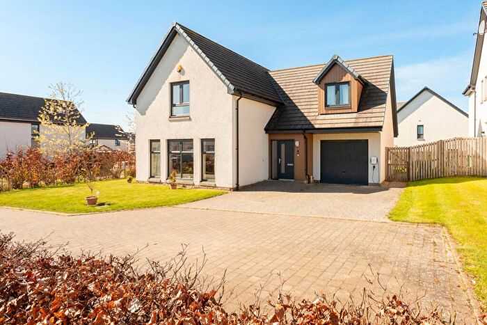 4 Bedroom Detached House For Sale In Strathgray Road, Dundee, DD2