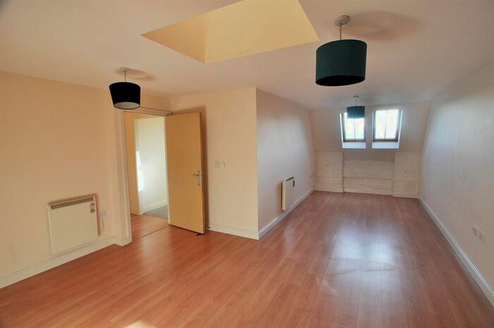 1 Bedroom Flat To Rent In Equity Chambers, Piccadilly, Bradford, BD1