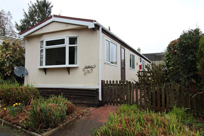 2 Bedroom Bungalow To Rent In Silent Woman Park, Tavistock, PL19