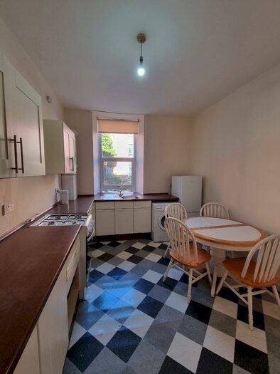 3 Bedroom Flat To Rent In Argyle Street, Finnieston, Glasgow, G3