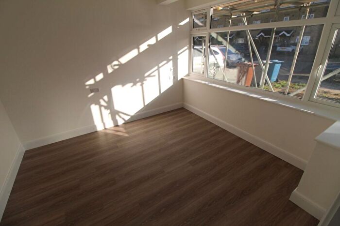 4 Bedroom Terraced House To Rent In De Havilland Road, Edgware, HA8