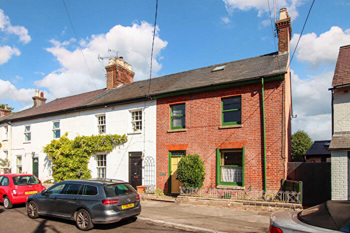 3 Bedroom End Of Terrace House For Sale In Tring, HP23