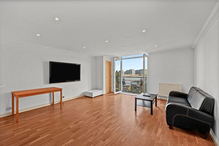 1 Bedroom Flat For Sale In Millennium Drive, Cubitt Town, E14