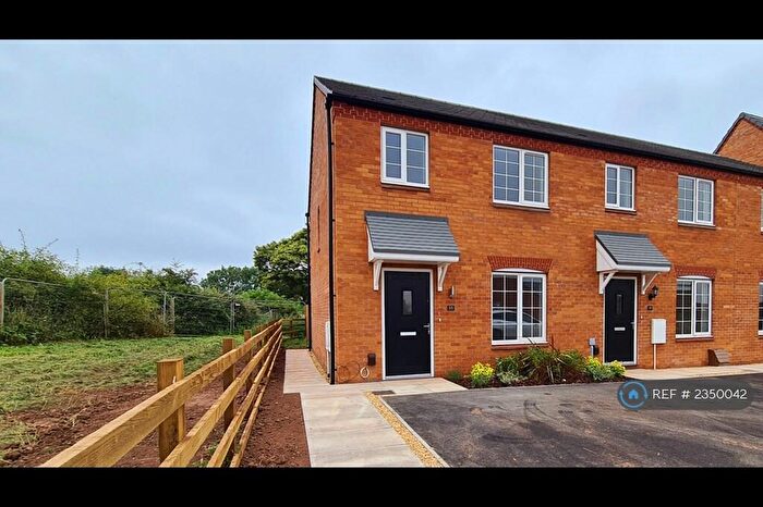 3 Bedroom End Of Terrace House To Rent In Fowler Road, Edwalton, Nottingham, NG12