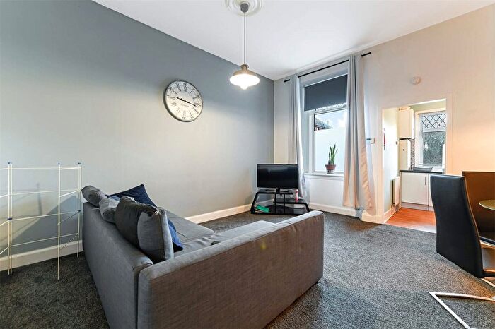 1 Bedroom Flat For Sale In Fullarton Street, Kilmarnock, East Ayrshire, KA1
