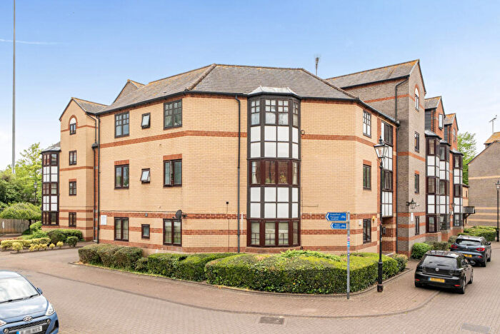 3 Bedroom Apartment For Sale In New Bright Street, Reading, Berkshire, RG1