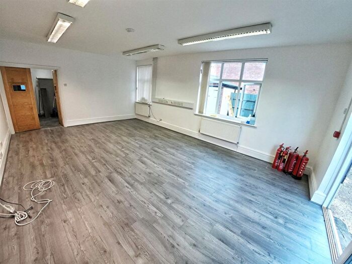 1 Bedroom Property To Rent In Kineton Green Road, Solihull, B92