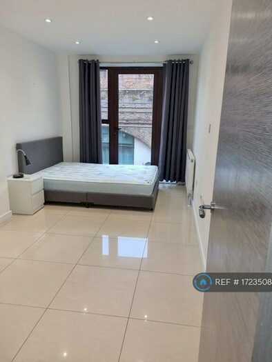 1 Bedroom Flat To Rent In Old Street, London, EC1V