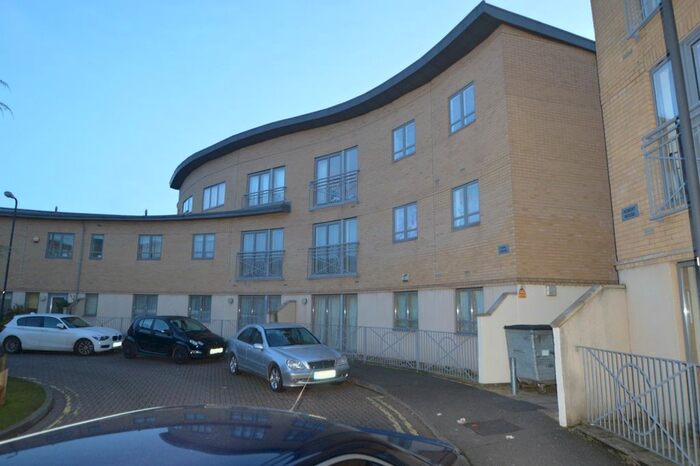 2 Bedroom Flat To Rent In Sovereign Place, Harrow-On-The-Hill, Harrow, HA1