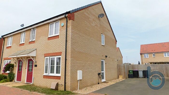 3 Bedroom Semi-detached House To Rent In Harrier Way, Market Deeping, PE6