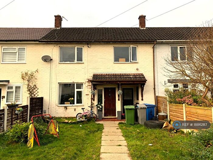 3 Bedroom Terraced House To Rent In Poplar Walk, Partington, Manchester, M31