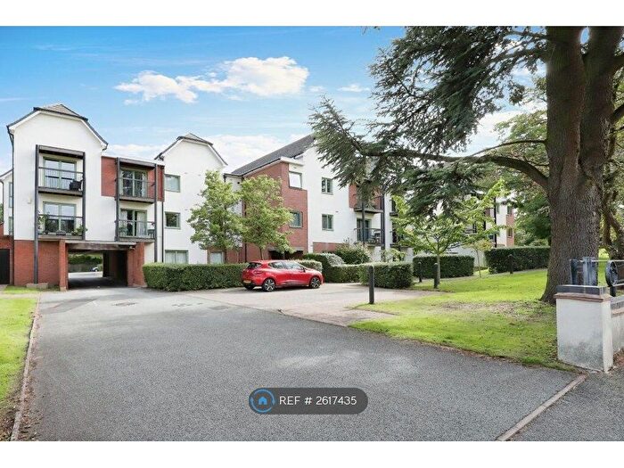 2 Bedroom Flat To Rent In Magnolia Court, Wolverhampton, WV4