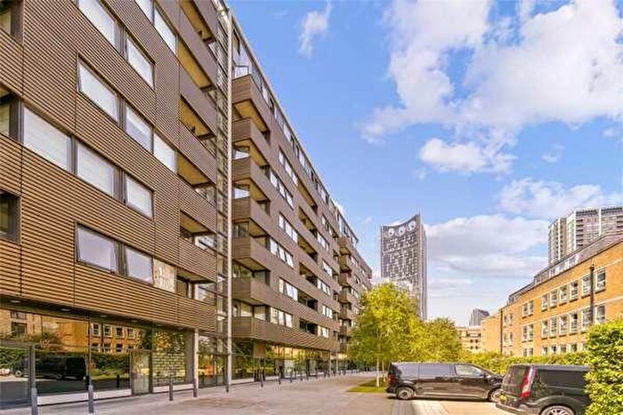 2 Bedroom Apartment To Rent In Amelia Street, Elephant & Castle, Walworth Road, London, SE17
